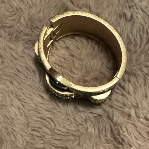 Lia Sophia Gold and Olive Bracelet - Picture 3 of 4